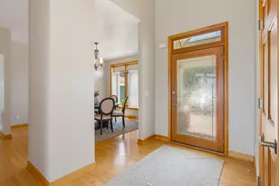W225N3524 Wethersfield Rd, Pewaukee, WI 53072 - Photo 5