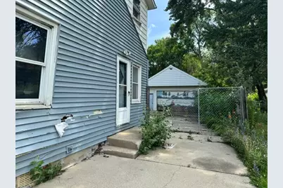 5026 N 60th St, Milwaukee, WI 53218 - Photo 5
