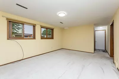 703  Lake St, Onalaska, WI 54650 - Photo 19