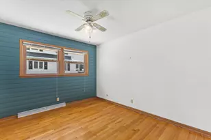 800 E Dean Rd, Fox Point, WI 53217 - Photo 29