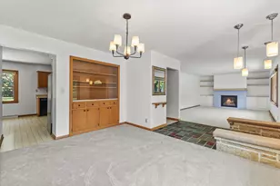 800 E Dean Rd, Fox Point, WI 53217 - Photo 21