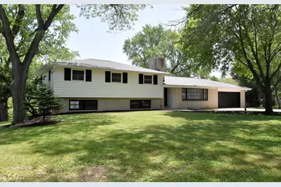 1840  Alverno Dr, Brookfield, WI 53005 - Photo 29