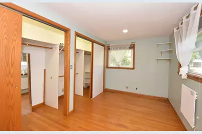 1840  Alverno Dr, Brookfield, WI 53005 - Photo 13