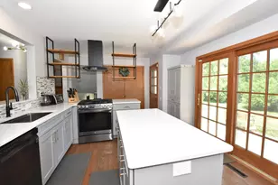 1840 Alverno Dr, Brookfield, WI 53005 - Photo 9