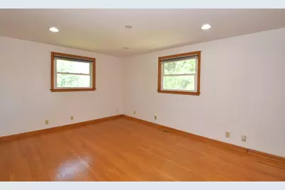 1840  Alverno Dr, Brookfield, WI 53005 - Photo 11