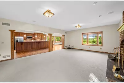 W287N6371  Broadwing Ct, Hartland, WI 53029 - Photo 9