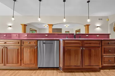 W287N6371  Broadwing Ct, Hartland, WI 53029 - Photo 13
