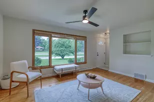 8486 N 51st St, Brown Deer, WI 53223 - Photo 5