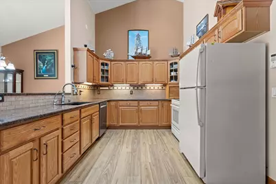 293  Cardinal Ln, Hartland, WI 53029 - Photo 39