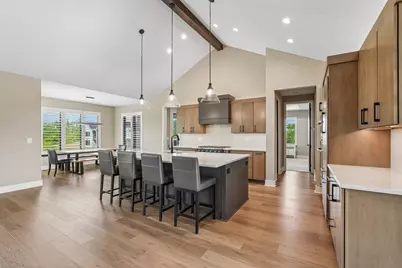 N69W17970  Haven Dr, Menomonee Falls, WI 53051 - Photo 3