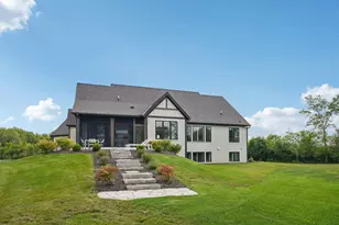 N69W17970 Haven Dr, Menomonee Falls, WI 53051 - Photo 53
