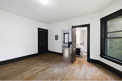 807 N 23rd St, Milwaukee, WI 53233 - Photo 9