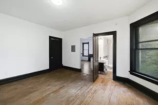807 N 23rd St, Milwaukee, WI 53233 - Photo 9