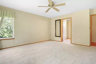 N108W15384 Bel Aire Ln, Germantown, WI 53022 - Photo 11