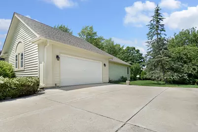 N108W15384  Bel Aire Ln, Germantown, WI 53022 - Photo 25