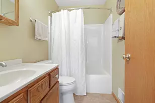 N108W15384 Bel Aire Ln, Germantown, WI 53022 - Photo 17