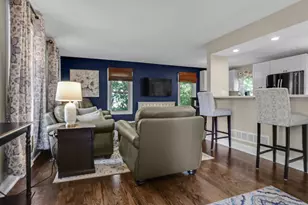 1626 Devonshire Dr, Cedarburg, WI 53012 - Photo 3