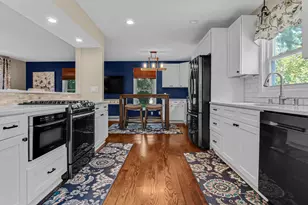 1626 Devonshire Dr, Cedarburg, WI 53012 - Photo 7