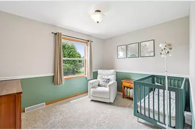 6605  Carlton Dr, Madison, WI 53718 - Photo 11