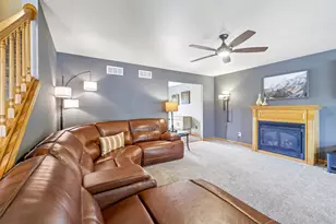 6605 Carlton Dr, Madison, WI 53718 - Photo 3