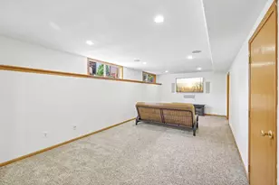 6605 Carlton Dr, Madison, WI 53718 - Photo 17