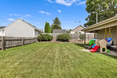3832 S 93rd St, Milwaukee, WI 53228 - Photo 25