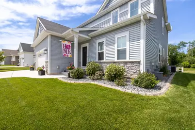 552  Wild Oak Rd, Hartland, WI 53029 - Photo 3