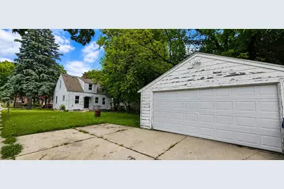 4902 N 19th St, Milwaukee, WI 53209 - Photo 3