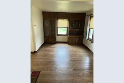2745 S 68th St, Milwaukee, WI 53219 - Photo 7
