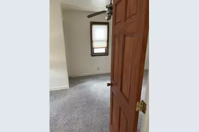 2745 S 68th St, Milwaukee, WI 53219 - Photo 9