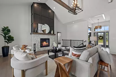 4077  Hawthorn Farm Ct, Delafield, WI 53058 - Photo 5