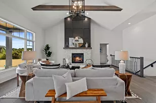 4077 Hawthorn Farm Ct, Delafield, WI 53058 - Photo 5