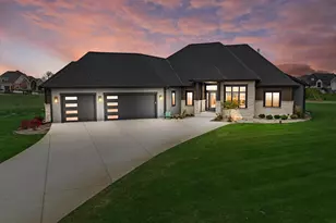 4077 Hawthorn Farm Ct, Delafield, WI 53058 - Photo 1