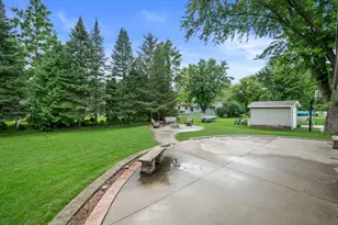 610 Green Bay Dr, Mayville, WI 53050 - Photo 17