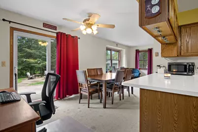 610  Green Bay Dr, Mayville, WI 53050 - Photo 11