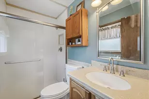 2789 N Mayfair Ct, Wauwatosa, WI 53222 - Photo 21