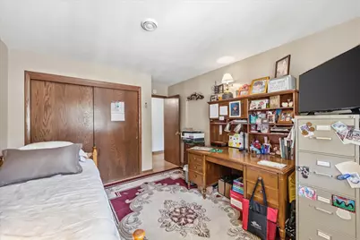 2789 N Mayfair Ct, Wauwatosa, WI 53222 - Photo 25
