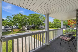 2789 N Mayfair Ct, Wauwatosa, WI 53222 - Photo 23