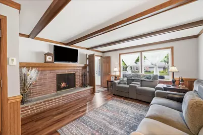 2789 N Mayfair Ct, Wauwatosa, WI 53222 - Photo 15