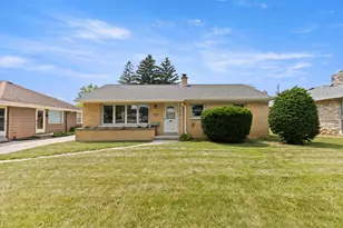 2831 S 76th St, West Allis, WI 53219 - Photo 1