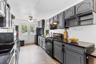 4858 N 71st St St, Milwaukee, WI 53218 - Photo 5