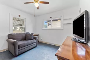4858 N 71st St St, Milwaukee, WI 53218 - Photo 9