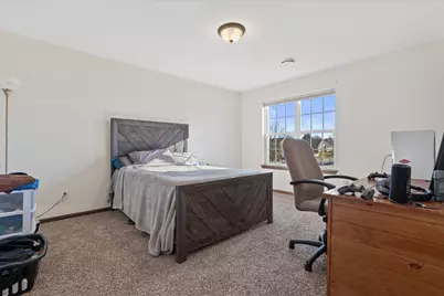N42W22770  Beacon Ct, Pewaukee, WI 53072 - Photo 31