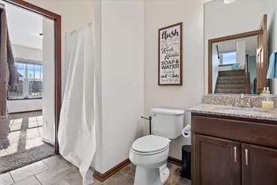 N42W22770  Beacon Ct, Pewaukee, WI 53072 - Photo 19