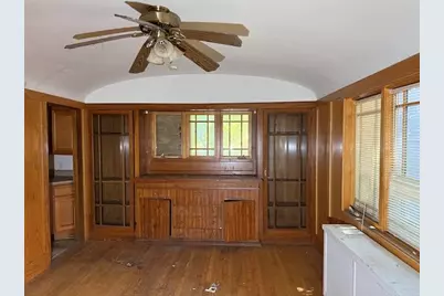 2770 N Grant Blvd, Milwaukee, WI 53210 - Photo 9