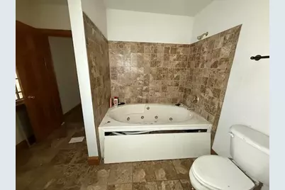 2770 N Grant Blvd, Milwaukee, WI 53210 - Photo 21