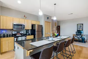 601 E Ogden Ave, Milwaukee, WI 53202 - Photo 13
