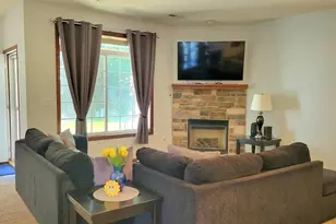 W197N17086 Stonewall Dr, Jackson, WI 53037 - Photo 13