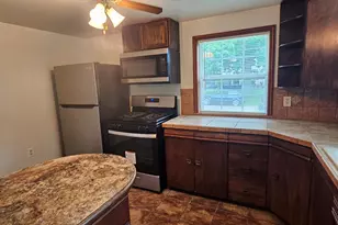 11102 82nd St, Pleasant Prairie, WI 53158 - Photo 5