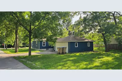 11102  82nd St, Pleasant Prairie, WI 53158 - Photo 1